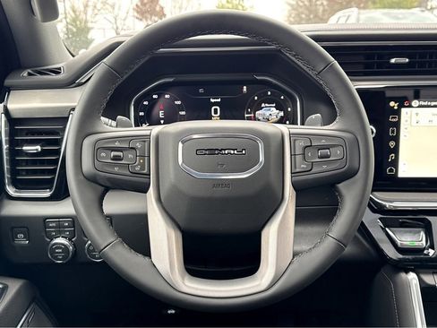 New 2026 GMC Sierra 1500 Denali w/ Denali Reserve Package image 15
