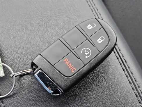New 2026 Jeep Compass Latitude AWD/4WD image 29
