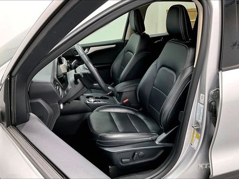 Used 2020 Ford Escape SEL image 32