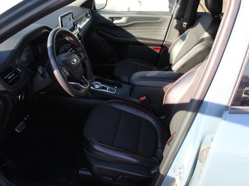 Used 2023 Ford Escape ST-Line w/ Equipment Group 301A image 19