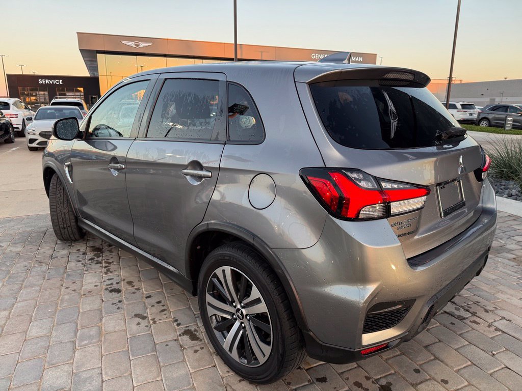 Used 2021 Mitsubishi Outlander Sport SE AWD/4WD image 3