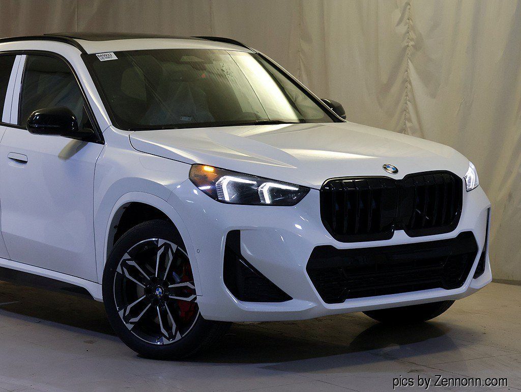 New 2027 BMW X1 xDrive28i AWD/4WD image 2