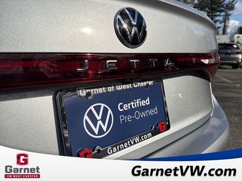 Certified 2025 Volkswagen Jetta S image 20
