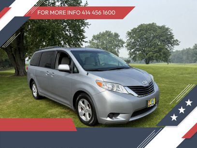 Used 2014 Toyota Sienna LE