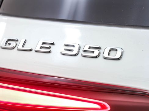 Certified 2025 Mercedes-Benz GLE 350 4MATIC image 11