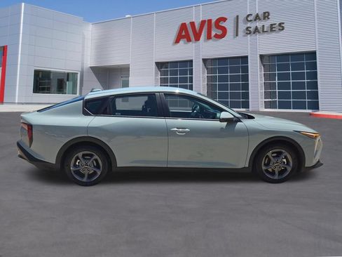 Used 2025 Kia K4 FWD image 7