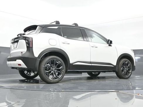 New 2026 Nissan Kicks SR w/ SR Premium Package FWD image 23