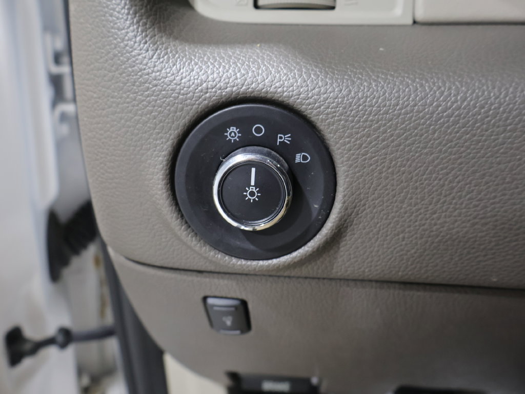Used 2016 Lincoln Navigator L Select AWD/4WD image 33