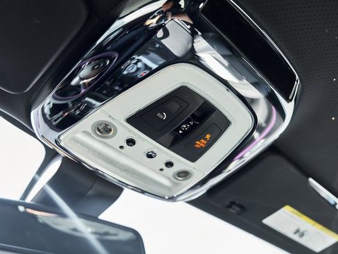 Used 2020 Rolls-Royce Wraith RWD image 60
