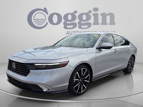 Certified 2024 Honda Accord Touring image 2