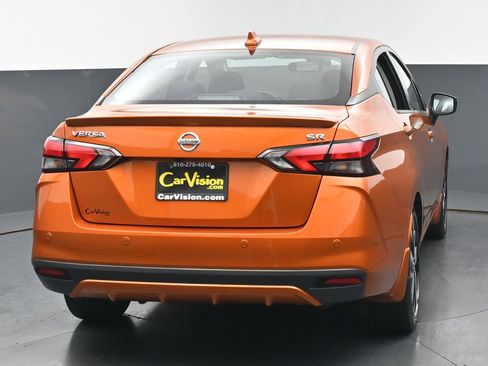 Used 2022 Nissan Versa SR w/ Convenience Package FWD image 6