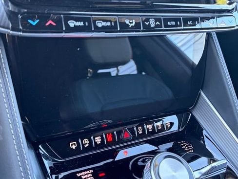 New 2026 Jeep Grand Wagoneer L Summit w/ Rear Seat Video Group I AWD/4WD image 19