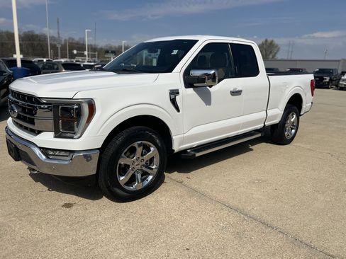 Used 2022 Ford F150 Lariat image 12