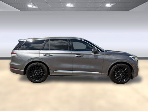 Used 2021 Lincoln Aviator Reserve w/ Equipment Group 208A RWD image 8