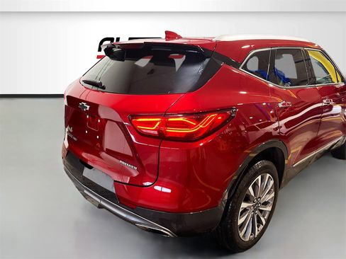 Used 2025 Chevrolet Blazer Premier w/ Driver Confidence II Package image 7