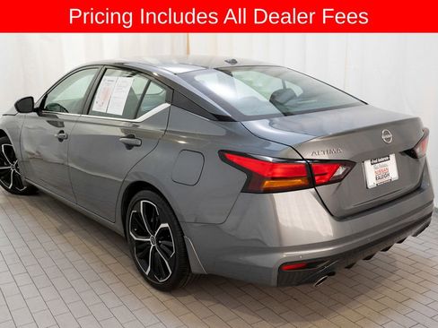 Certified 2025 Nissan Altima 2.5 SR FWD image 3