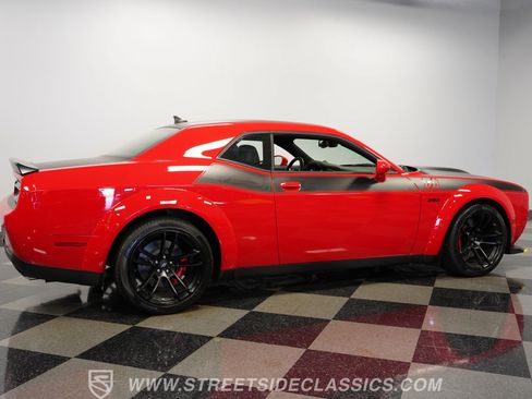 Used 2022 Dodge Challenger R/T Scat Pack RWD image 14