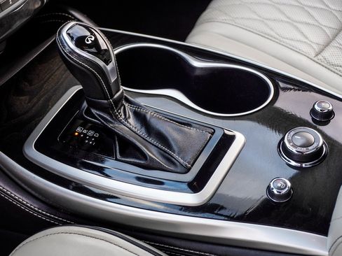 Used 2019 INFINITI QX60 Luxe w/ Limited Package image 18