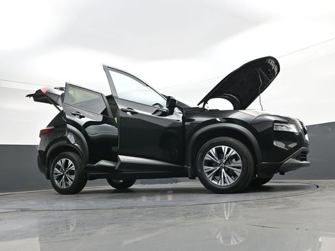 Used 2023 Nissan Rogue SV w/ SV Premium B Package FWD image 50