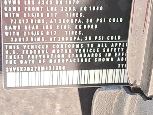 Certified 2024 Volkswagen Taos S w/ MDO Package image 31