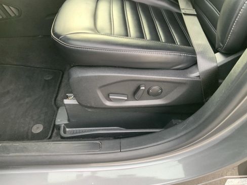 Used 2024 Ford Edge SEL image 24