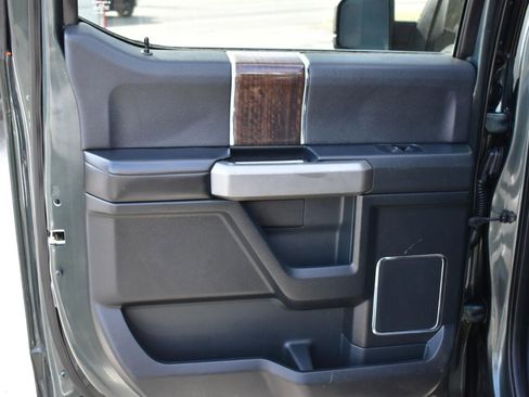 Used 2015 Ford F150 Platinum w/ FX4 Off-Road Package image 36