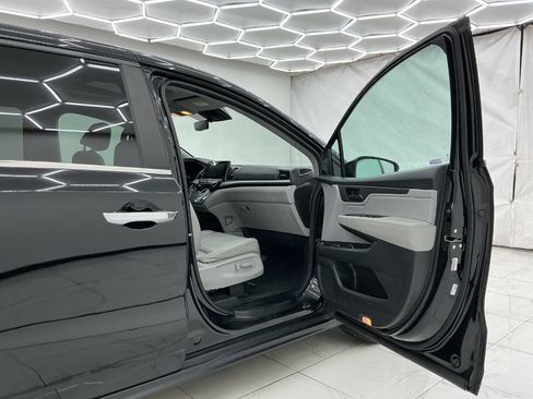Used 2019 Honda Odyssey EX-L image 17