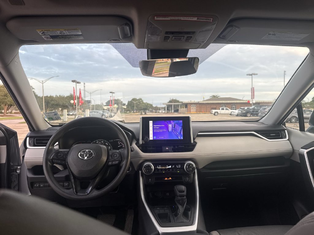 Used 2023 Toyota RAV4 XLE w/ Convenience Package FWD image 30