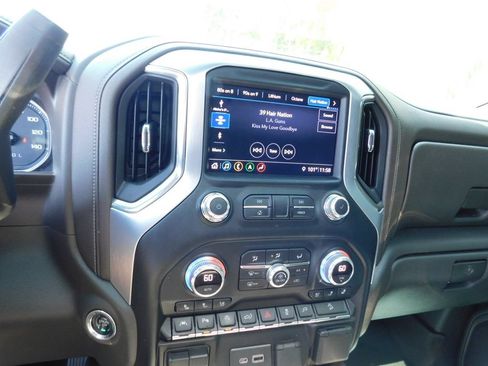 Used 2019 GMC Sierra 1500 SLT w/ SLT Premium Plus Package AWD/4WD image 10