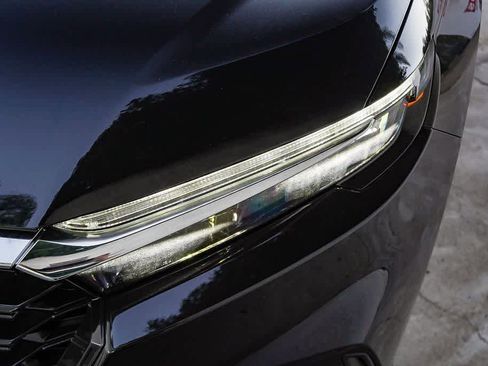 New 2026 Honda CR-V EX image 8