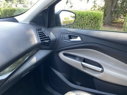 Used 2019 Ford Escape SEL AWD/4WD image 26