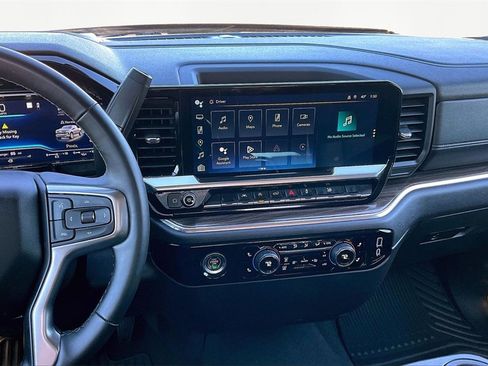 Used 2023 Chevrolet Silverado 1500 LT image 6