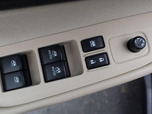 Used 2018 Subaru Outback 2.5i Premium AWD/4WD image 27