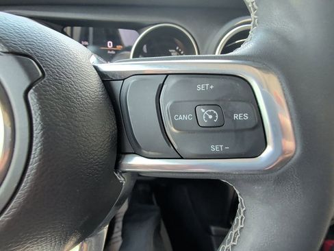 Used 2023 Jeep Wrangler Unlimited Sahara w/ Dual Top Group AWD/4WD image 18