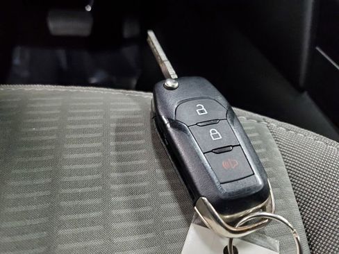 Used 2022 Ford Escape S image 30