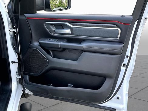Used 2022 RAM 1500 Big Horn AWD/4WD image 21