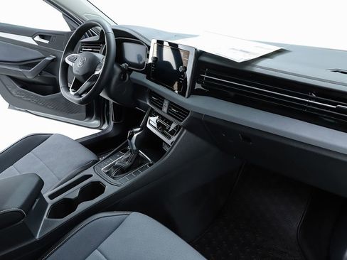 New 2026 Volkswagen Jetta SE image 69