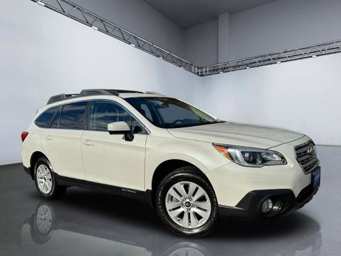 Used 2016 Subaru Outback 2.5i Premium image 21