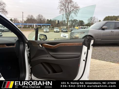 Used 2021 Tesla Model X Long Range image 18