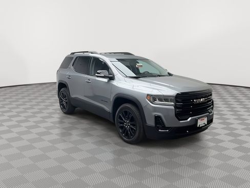 Certified 2023 GMC Acadia SLE w/ Driver Convenience Package image 35