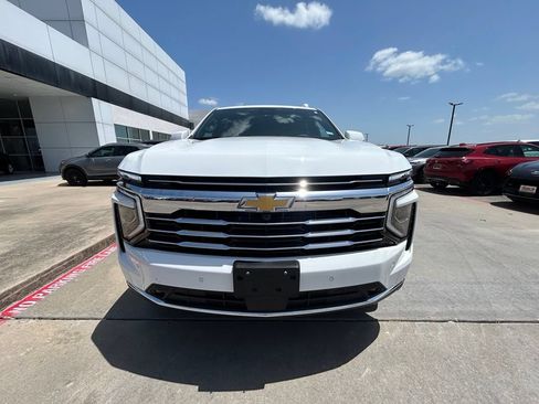 Used 2025 Chevrolet Tahoe LT w/ Comfort Package RWD image 5