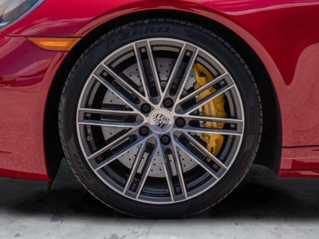 Used 2017 Porsche 911 Carrera 4S AWD/4WD image 10