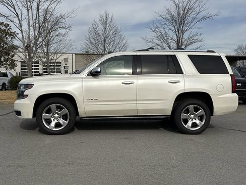 Used 2015 Chevrolet Tahoe LTZ image 2