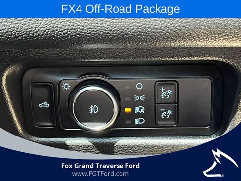Certified 2024 Ford Ranger Lariat w/ FX4 Off-Road Package AWD/4WD image 19