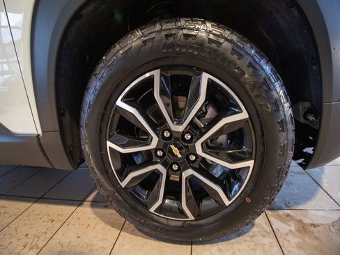 Certified 2023 Chevrolet TrailBlazer ACTIV image 27