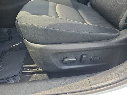 Used 2025 Nissan Altima 2.5 SV w/ SV Premium Package FWD image 24