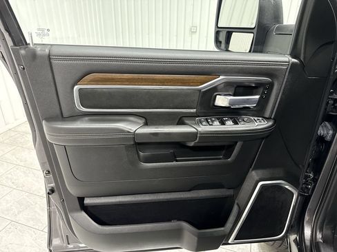 Used 2024 RAM 2500 Laramie AWD/4WD image 23