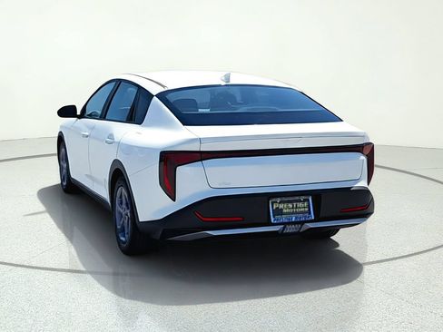 Used 2025 Kia K4 FWD image 7