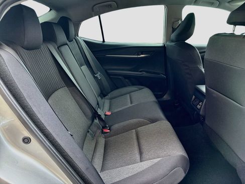 Used 2026 Toyota Camry LE FWD image 21