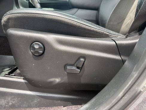 Used 2019 Jeep Grand Cherokee Altitude RWD image 32